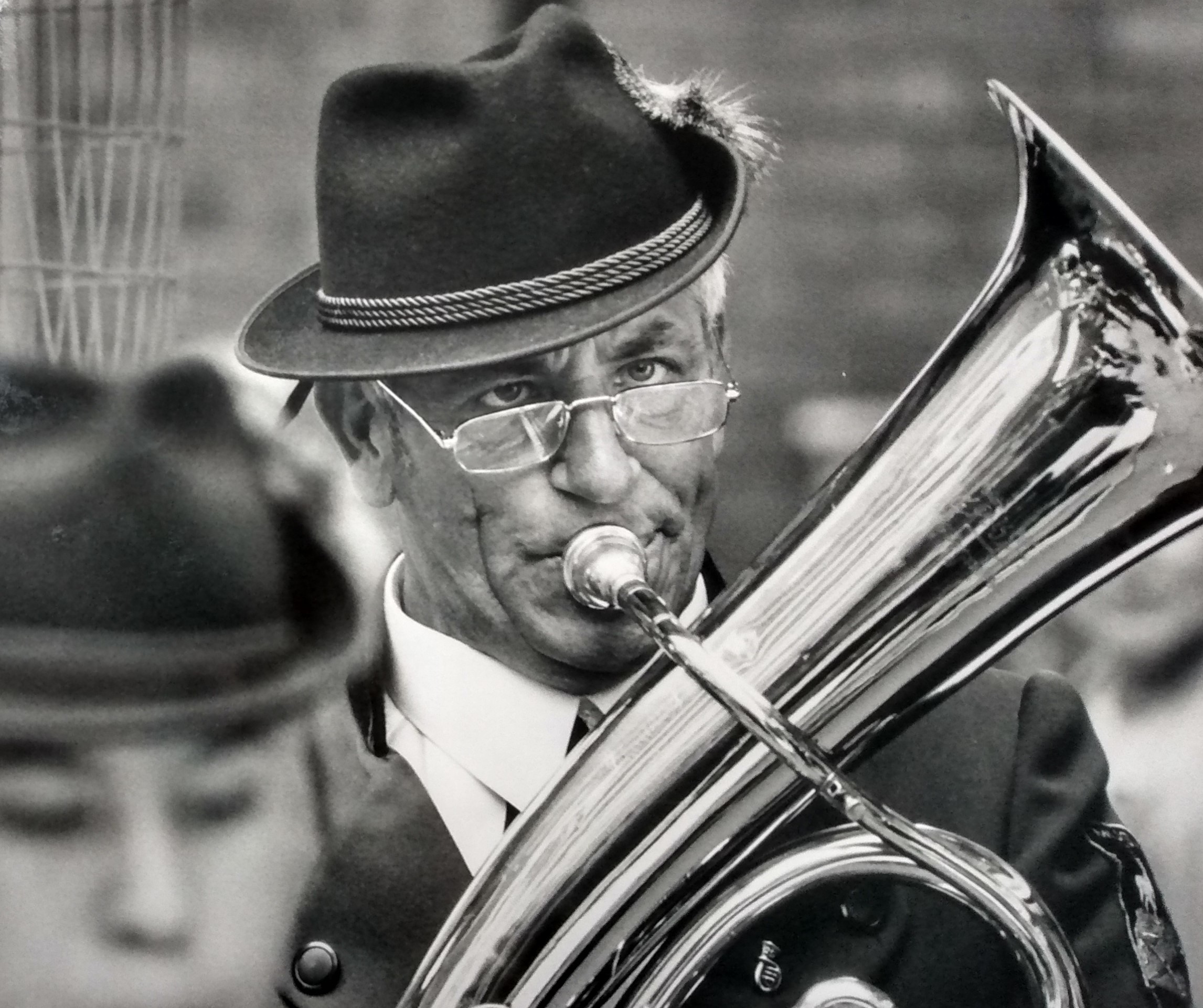 A Kleve brass band performed during a visit in October 1990